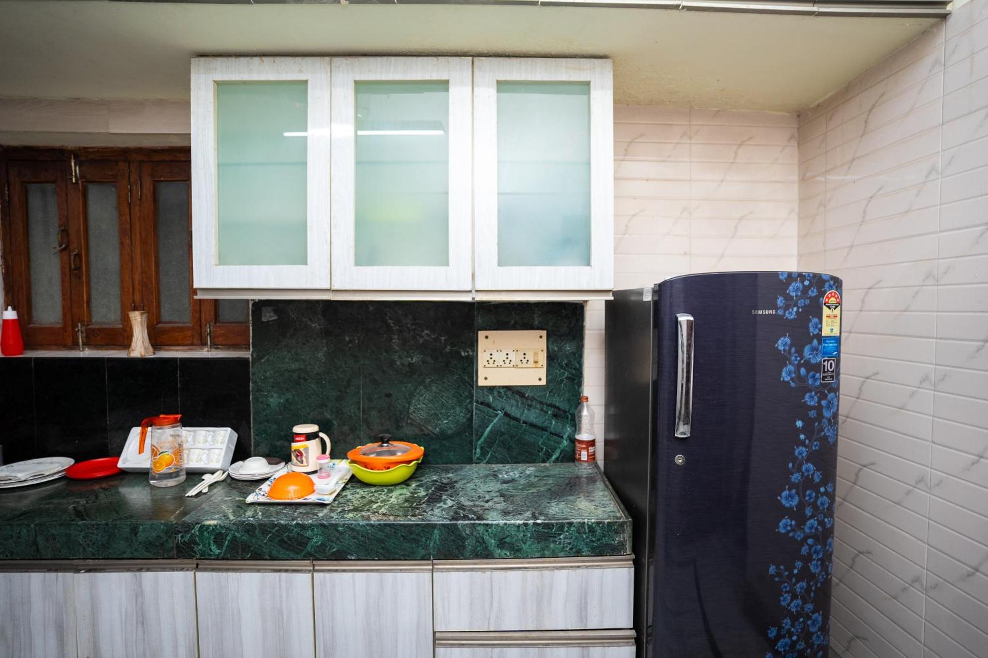 4bhk Ground Floor Star Recidency * Varanasi