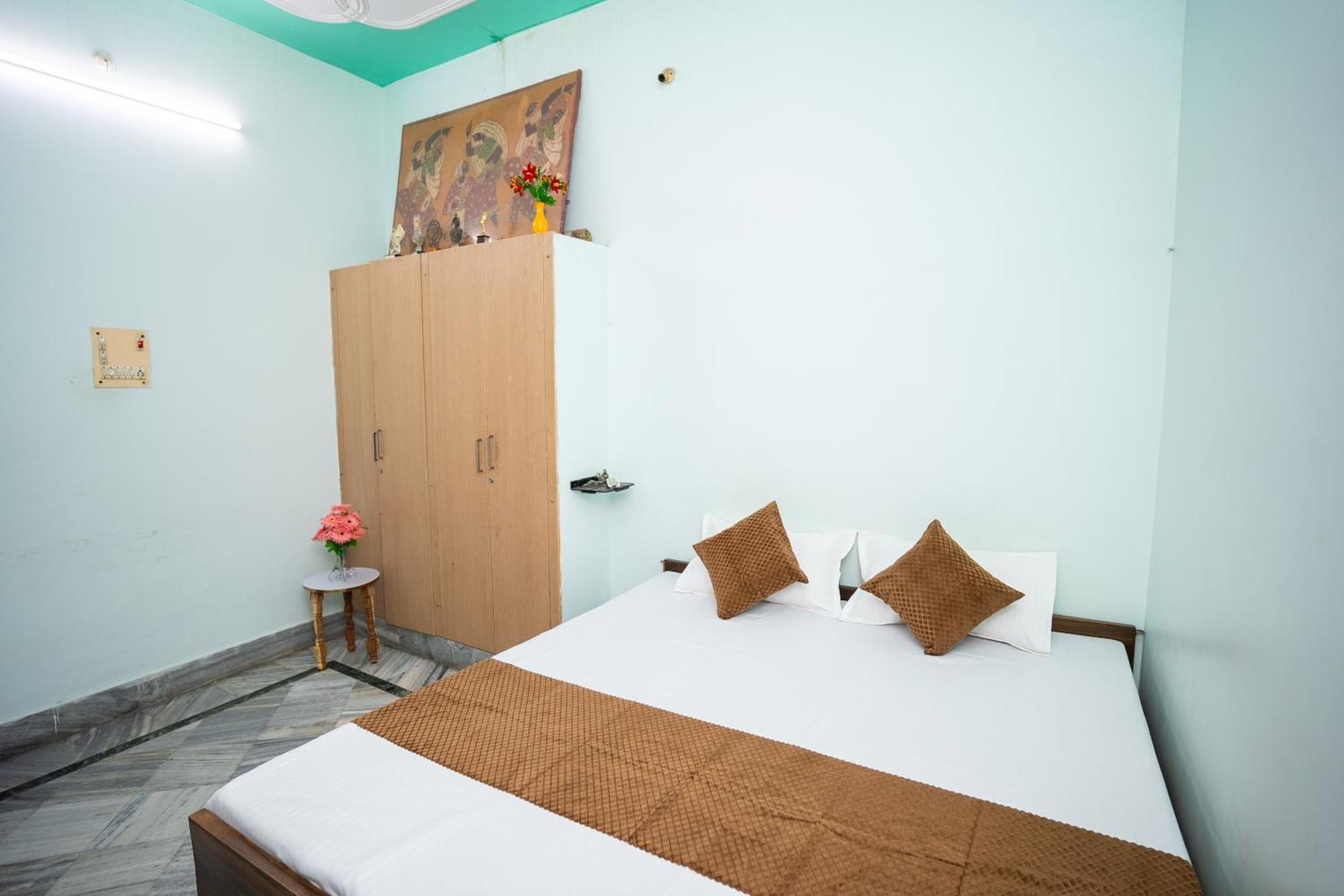 4bhk Ground Floor Star Recidency Holiday home *