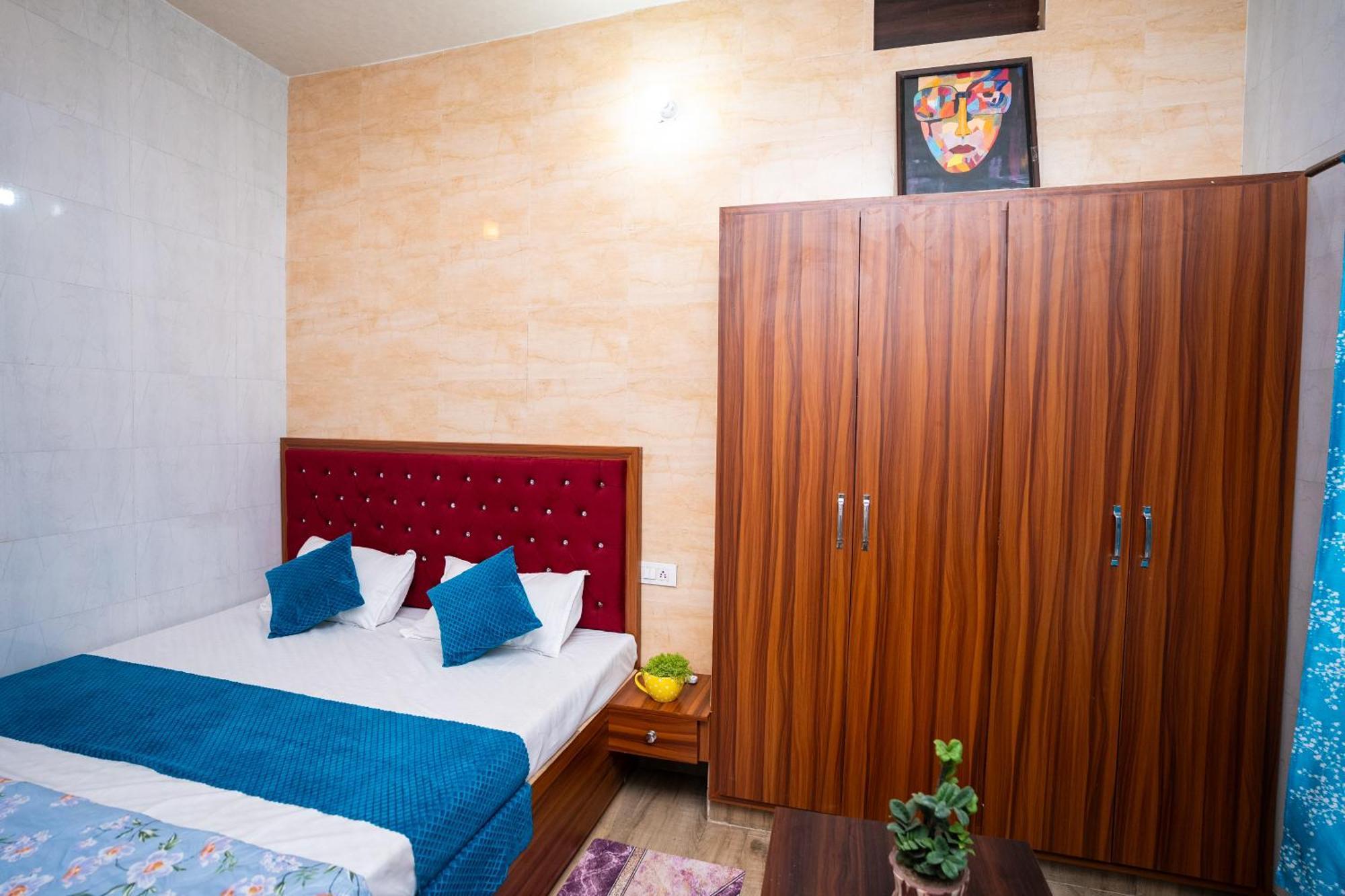 Holiday home 4bhk Ground Floor Star Recidency